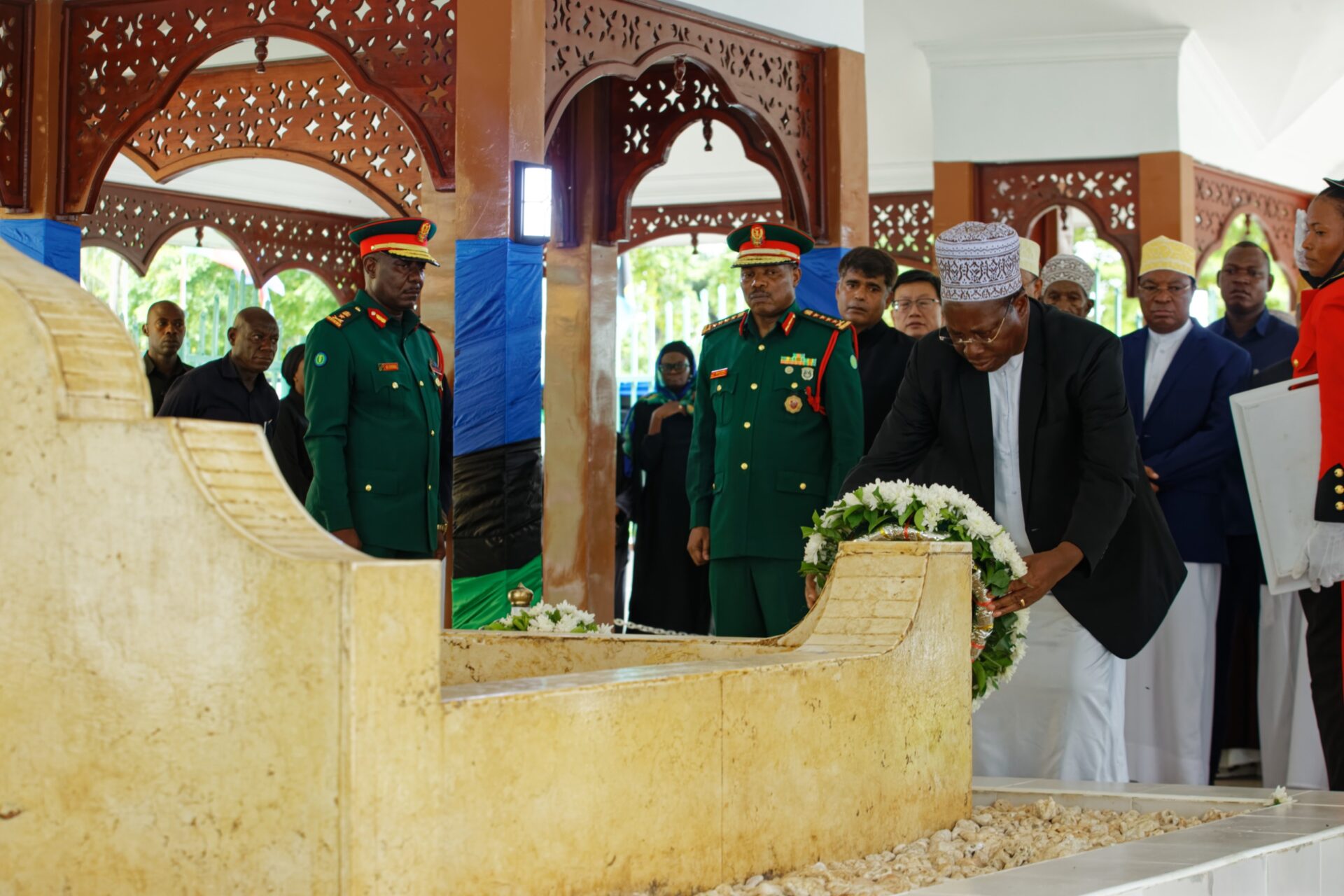 Abeid Amani Karume Abeid Amani Karume