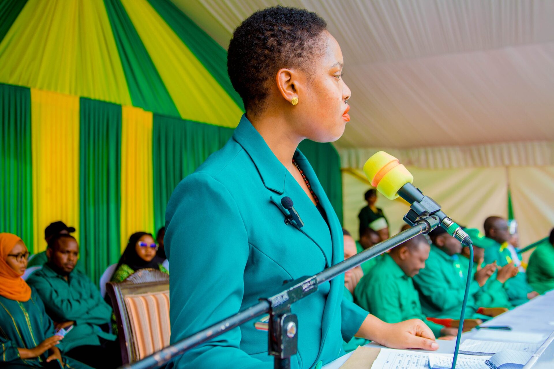 Amos Makalla Amos Makalla