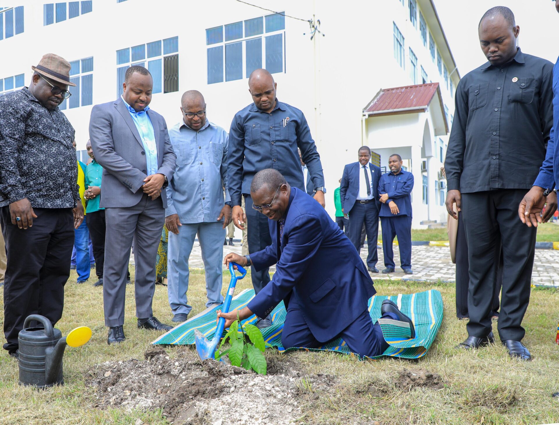 Maziwangombe Secondary School Maziwangombe Secondary School