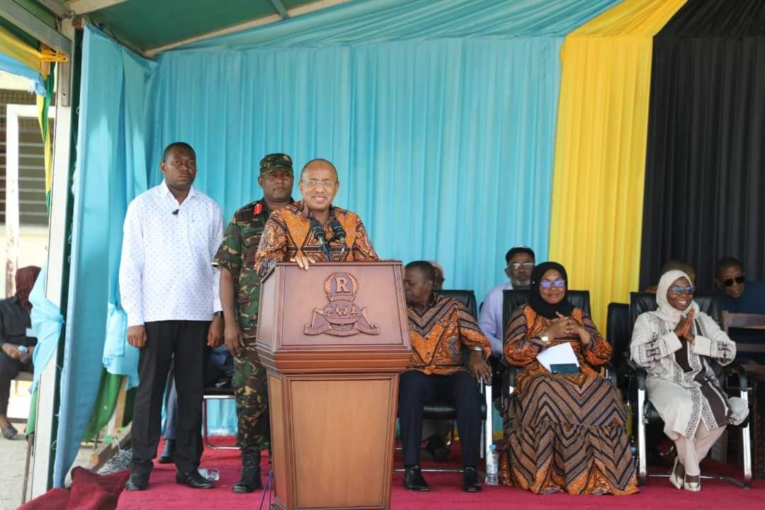 President Hussein Ali Mwinyi President Hussein Ali Mwinyi